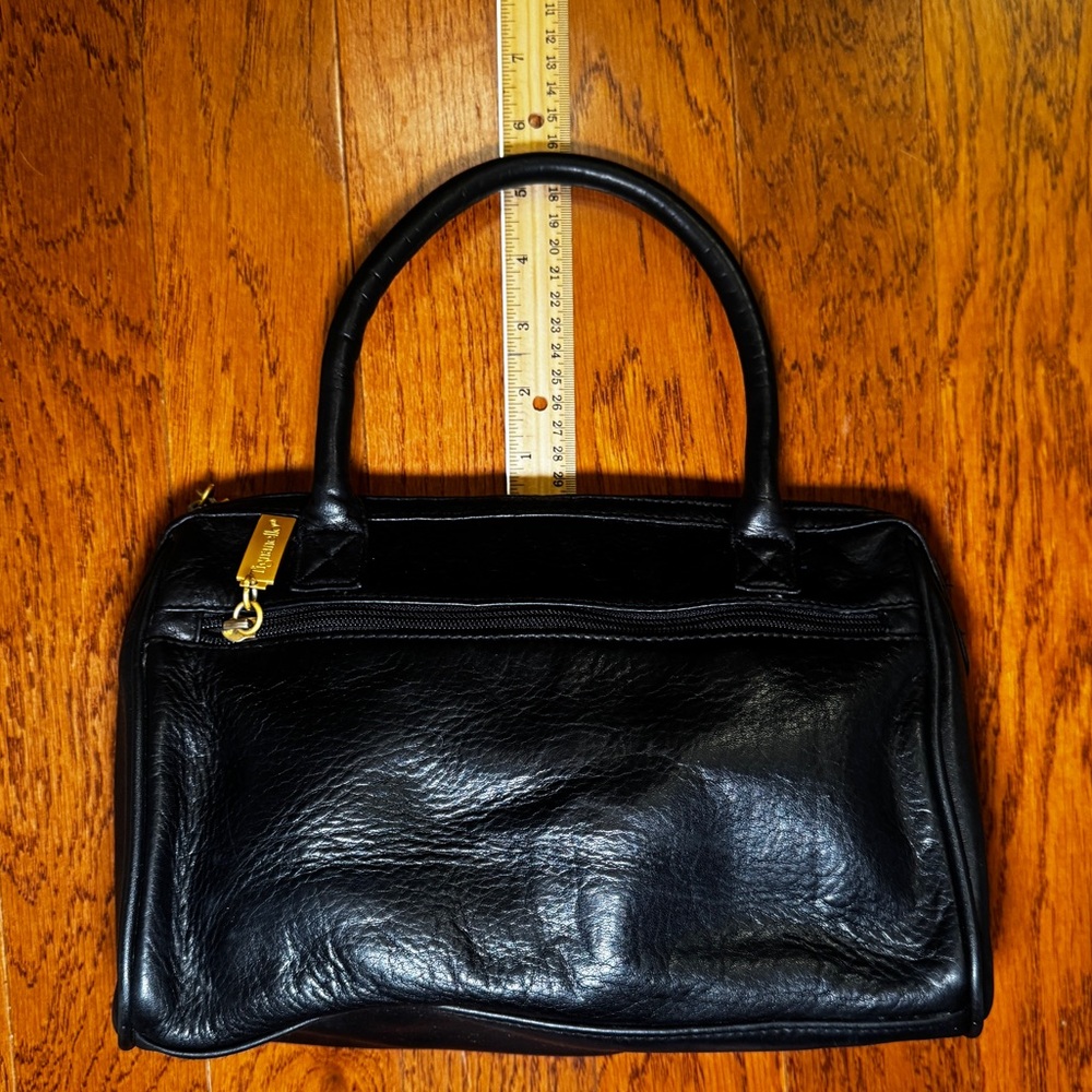 Tignanello | Vintage 90s Black Leather Satchel Bag - Picture 8 of 9